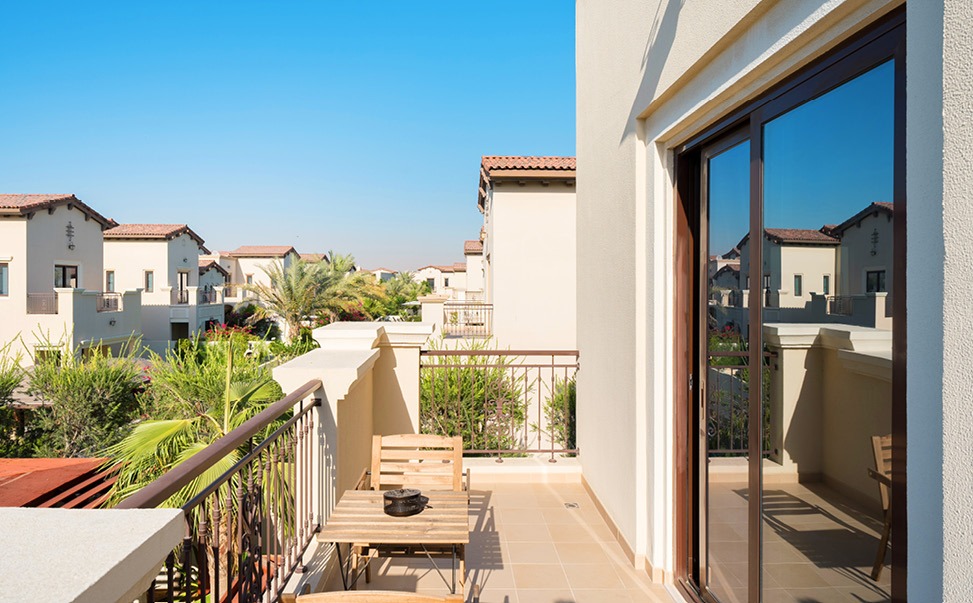 balcony deep cleaning services in dubai